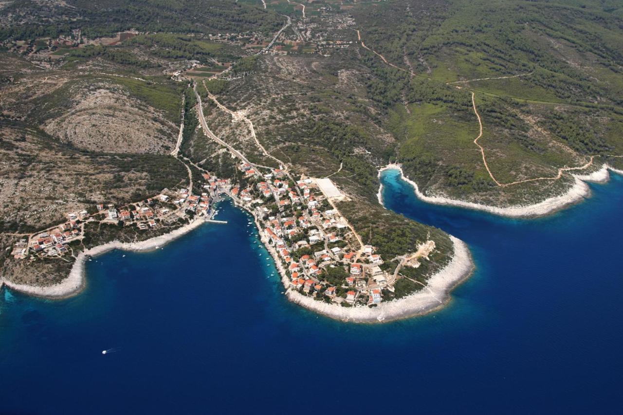 Apartments With A Parking Space Zavalatica, Korcula - 4453 Экстерьер фото